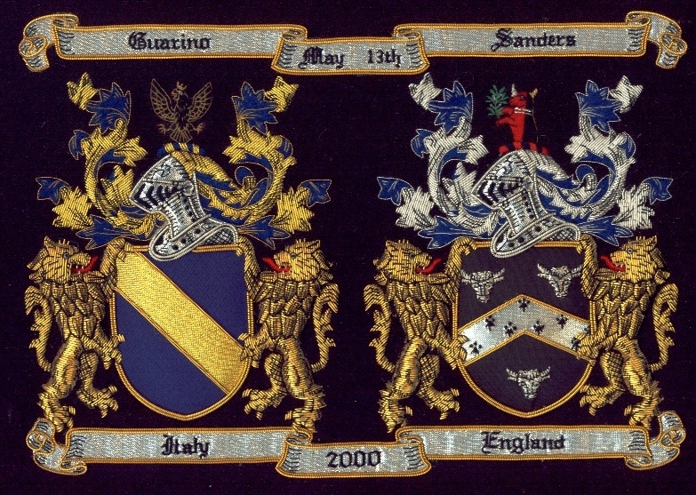 Stemma d'alleanza ricamato per un matrimonio: Guarino & Sanders, 2000