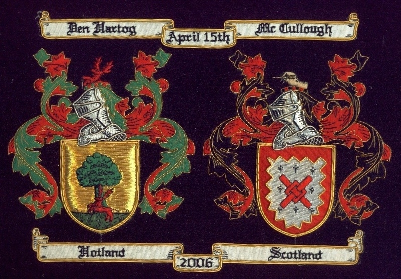 Stemma d'alleanza ricamato per un matrimonio: Den Hartog & McCullough, 2006